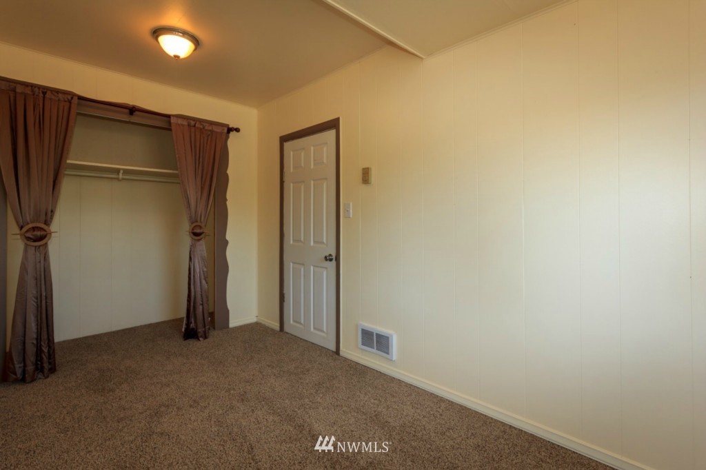 2823 Wishkah Road Aberdeen, WA 98520 - Photo 7 of 20 Gallery Image 7