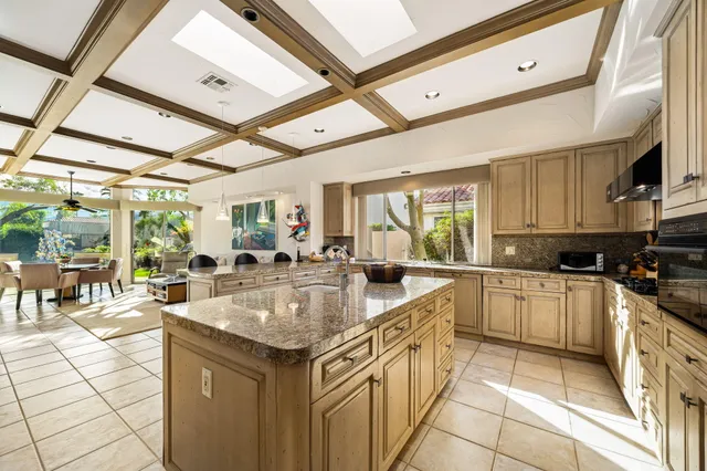 $2,595,000 | 206 Crystal Bay Court, Rancho Mirage, CA 92270