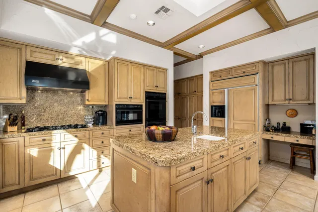 $2,595,000 | 206 Crystal Bay Court, Rancho Mirage, CA 92270