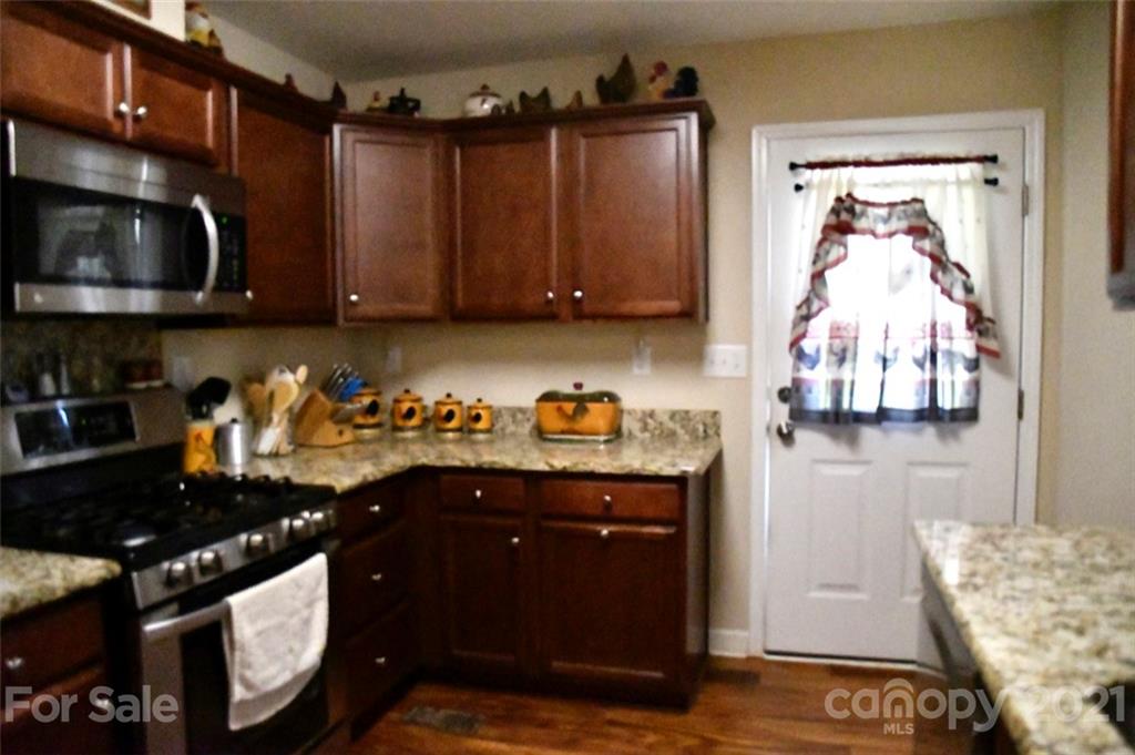 21 Surrett Road Candler, NC 28715 - Photo 4 of 20 Gallery Image 4