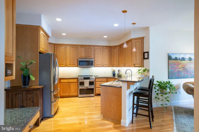 $750,000 | 130 Oak Pointe Circle, State College, PA 16801