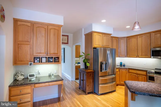 $750,000 | 130 Oak Pointe Circle, State College, PA 16801