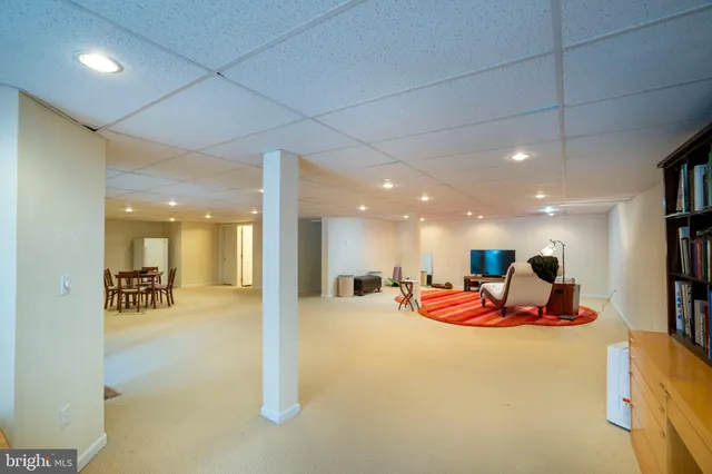 $750,000 | 130 Oak Pointe Circle, State College, PA 16801