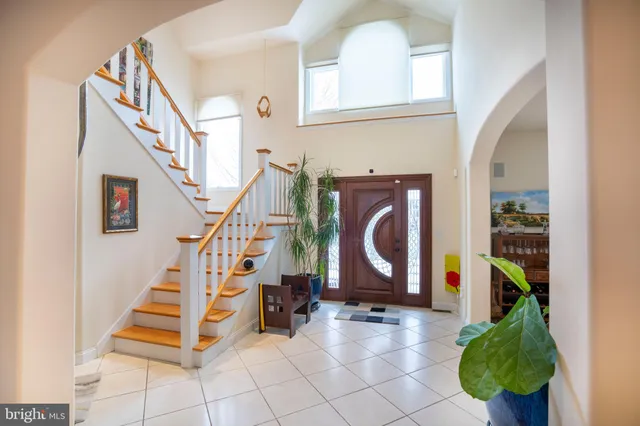 $750,000 | 130 Oak Pointe Circle, State College, PA 16801