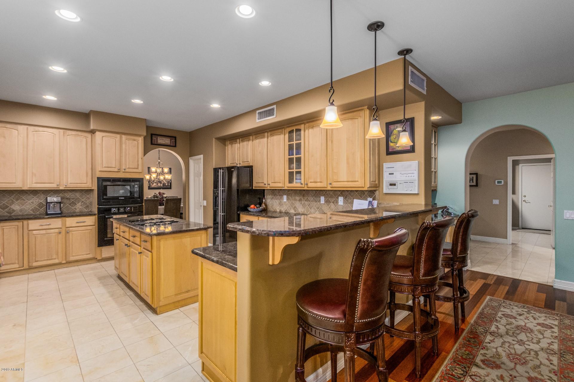 6015 East Phelps Road Scottsdale, AZ 85254 - Photo 13 of 72 Kitchen Bar Seating