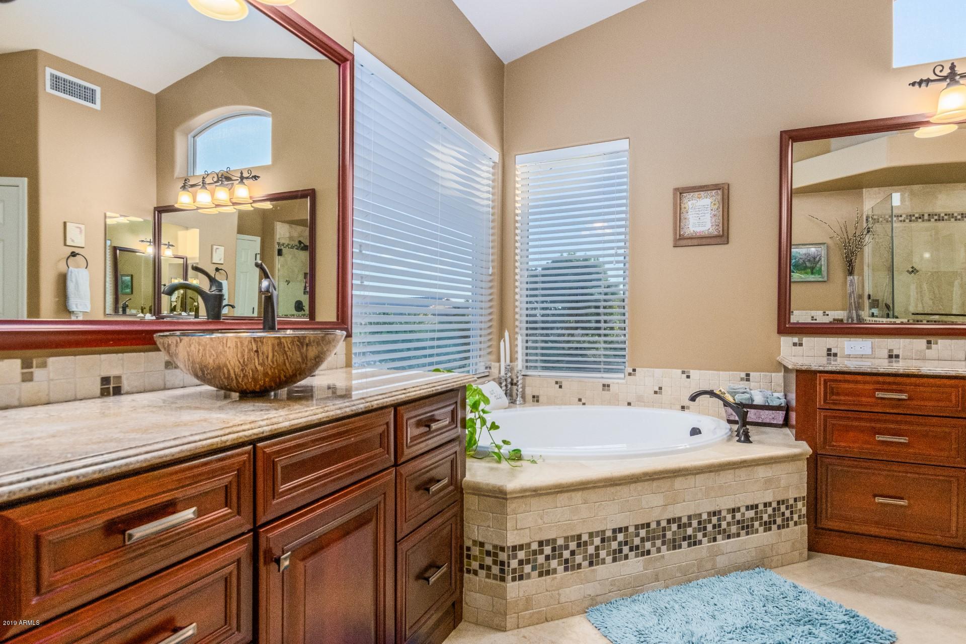 6015 East Phelps Road Scottsdale, AZ 85254 - Photo 31 of 72 Master Tub View