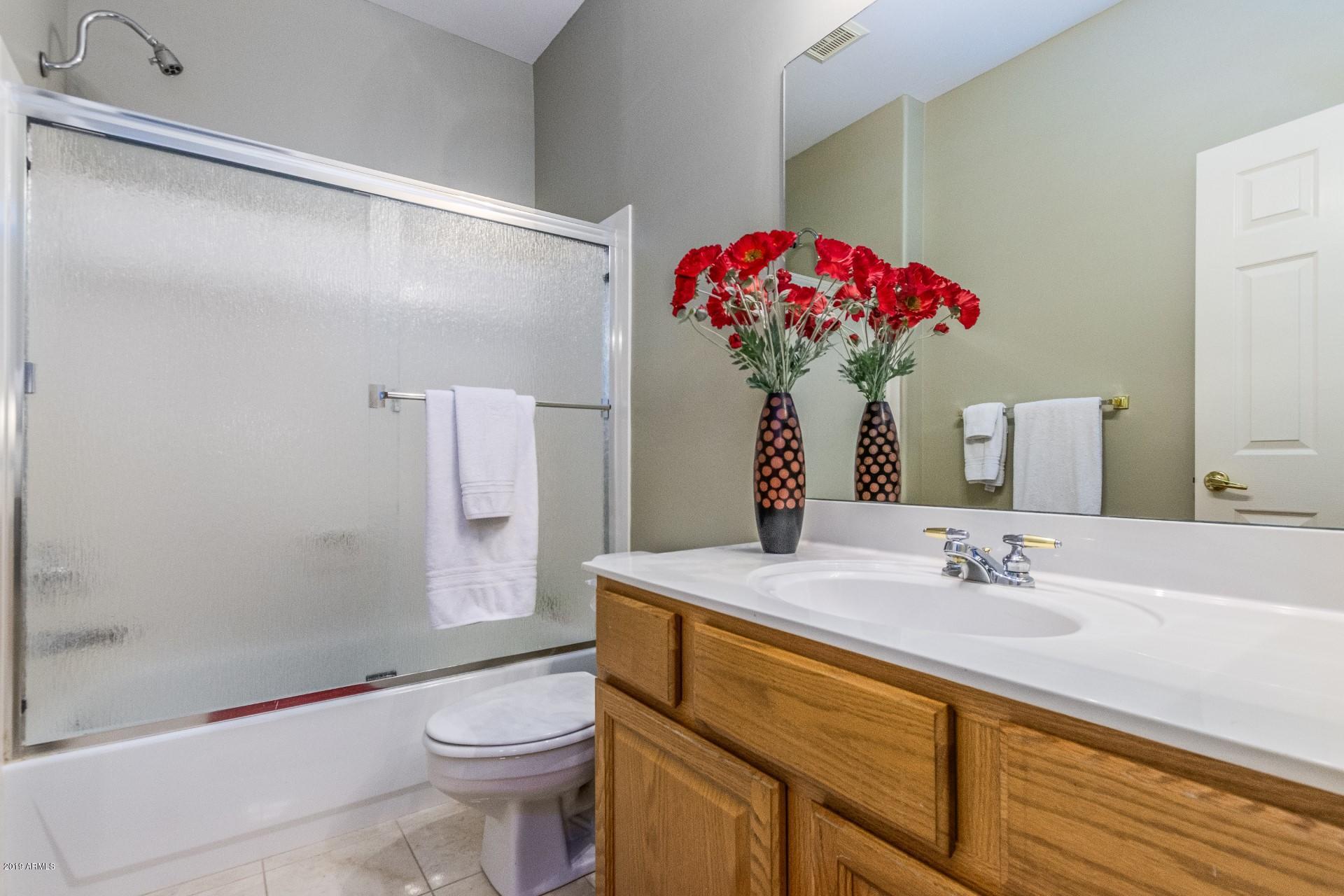 6015 East Phelps Road Scottsdale, AZ 85254 - Photo 41 of 72 Guest 3 Bathroom