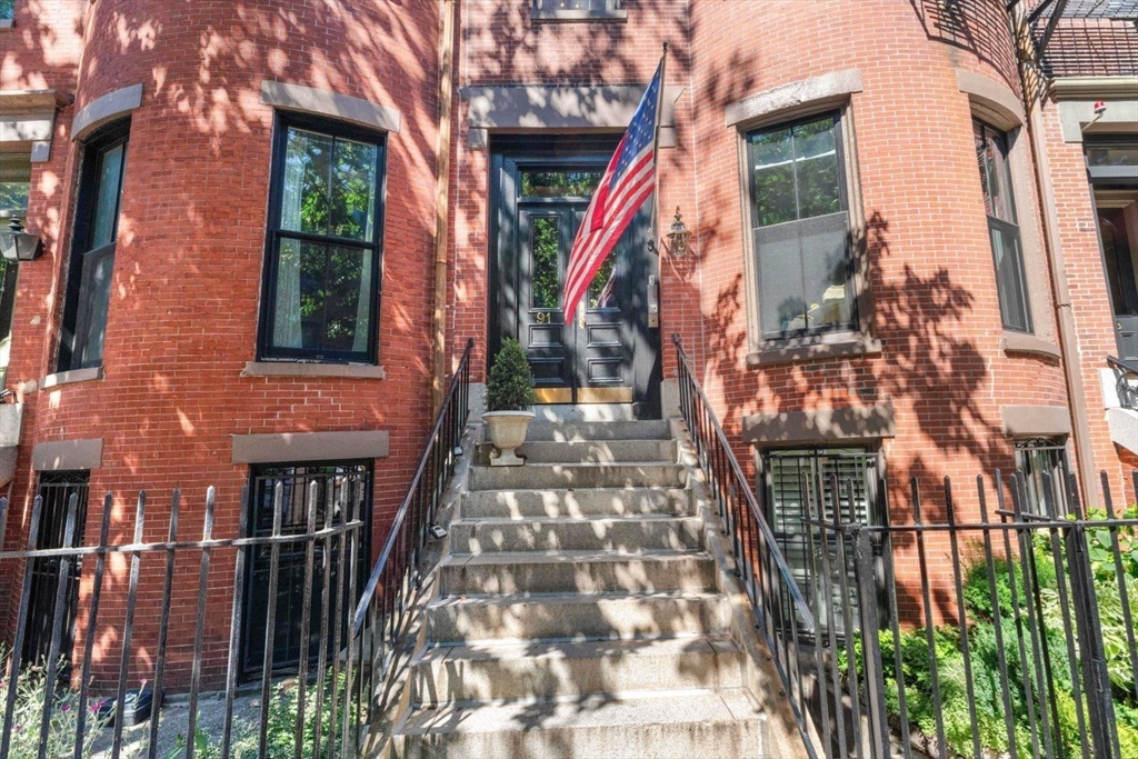 91 Waltham Street, Unit 4 Boston, MA 02118 - Photo 23 of 26