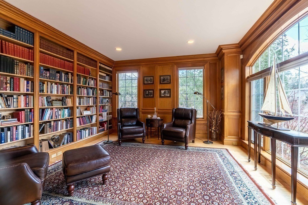 16 Country Way Needham, MA 02492 - Photo 4 of 42
