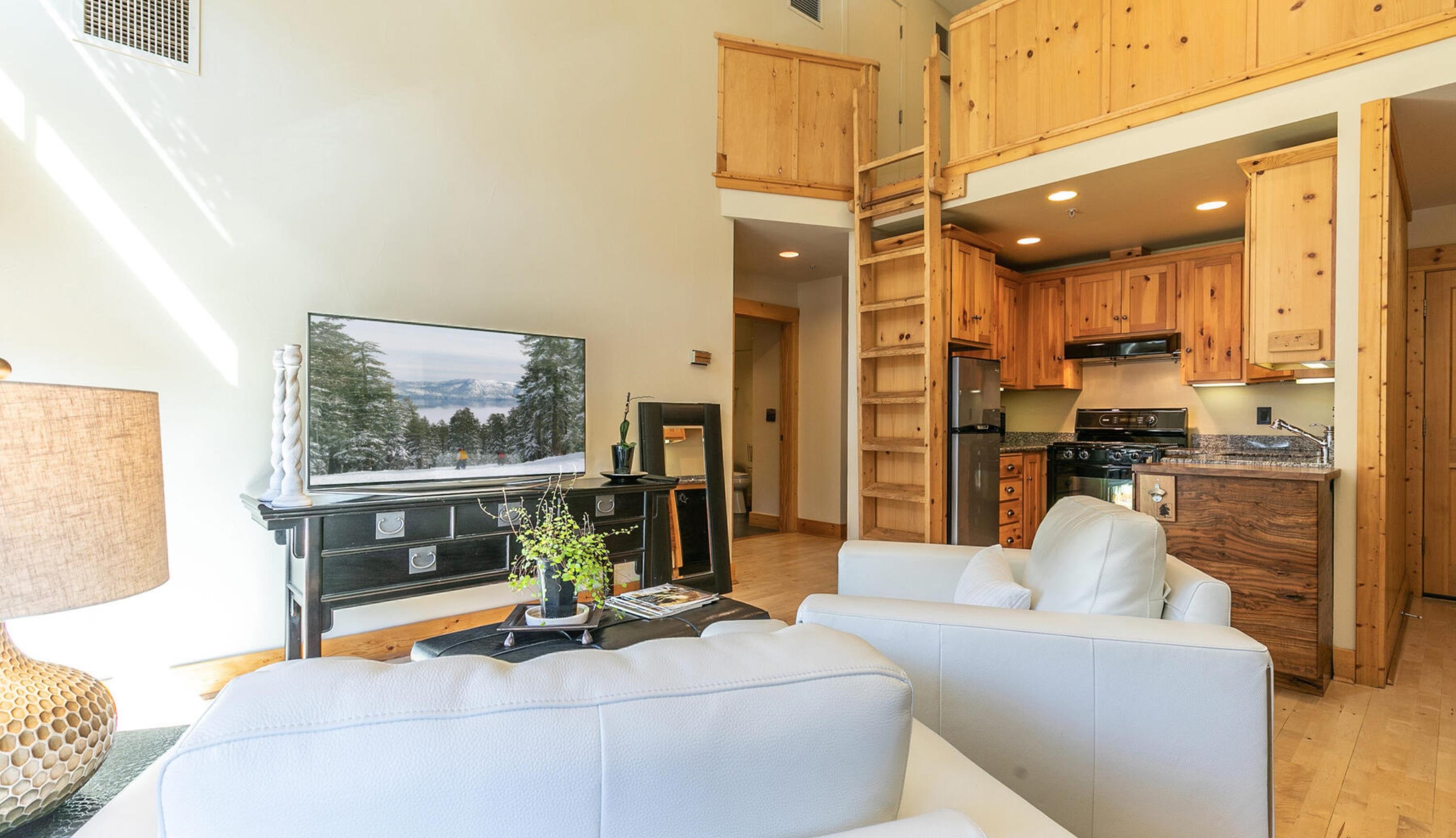10770 Donner Pass Road Truckee, CA 96161 - Photo 6 of 18 Gallery Image 6