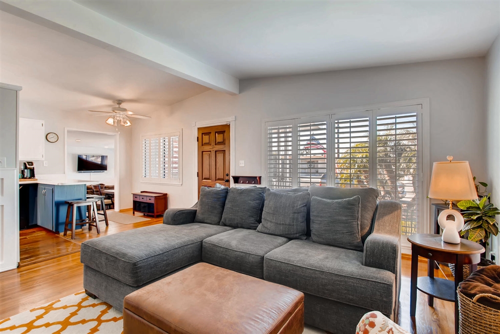 2731 Murray Ridge Road San Diego, CA 92123 - Photo 4 of 20