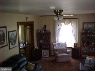 1331 Sandhill Road Lebanon, PA 17046 - Photo 4 of 11 Gallery Image 4