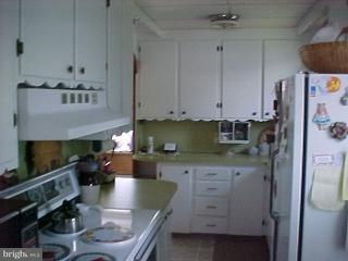 1331 Sandhill Road Lebanon, PA 17046 - Photo 6 of 11 Gallery Image 6