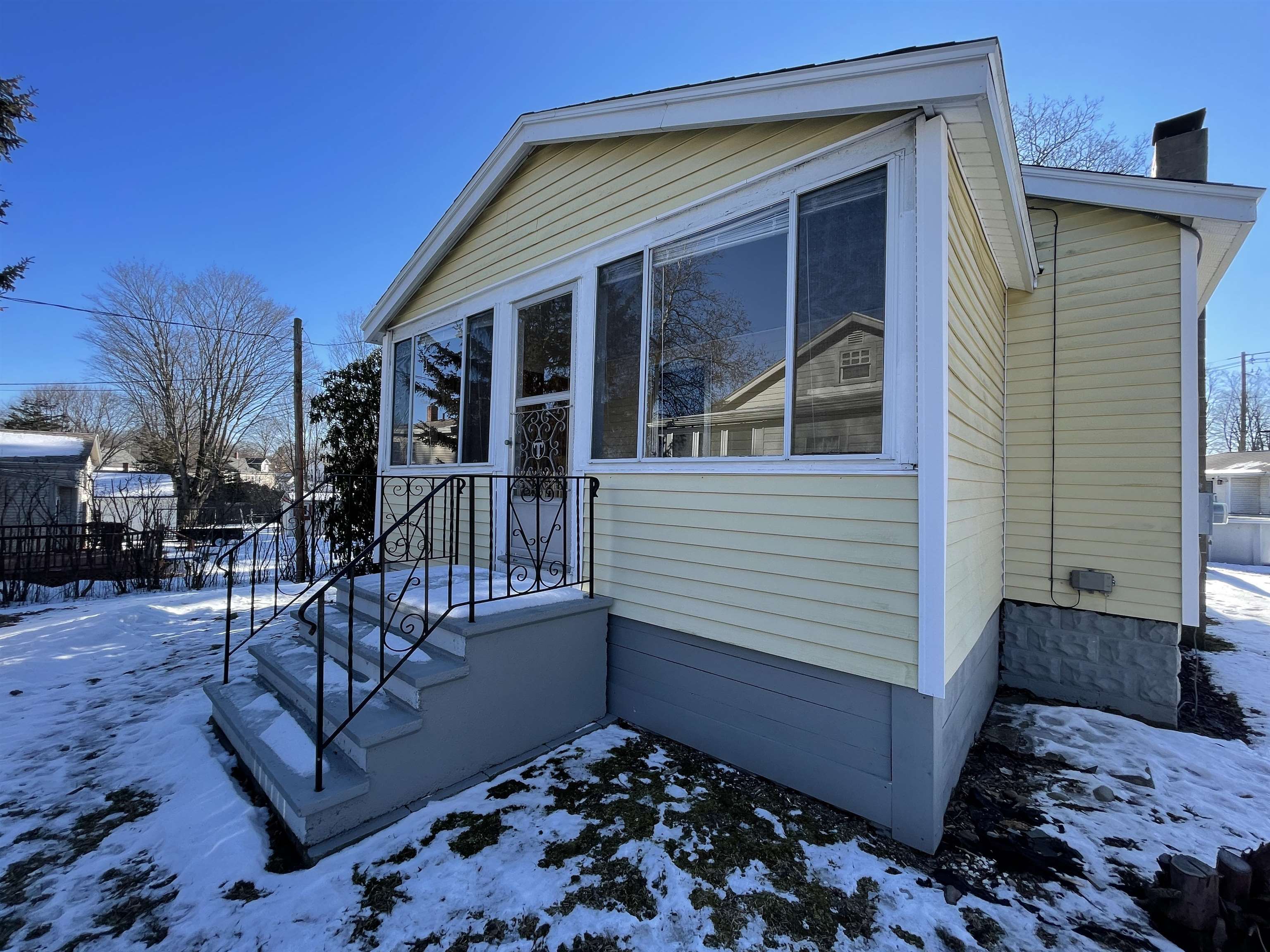 14 A Madison Avenue Rochester, NH 03867 - Photo 32 of 36 Gallery Image 32