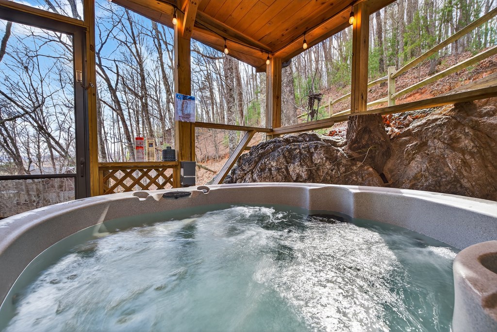980 Bell Camp Ridge Road Blue Ridge, GA 30513 - Photo 6 of 36 Gallery Image 6