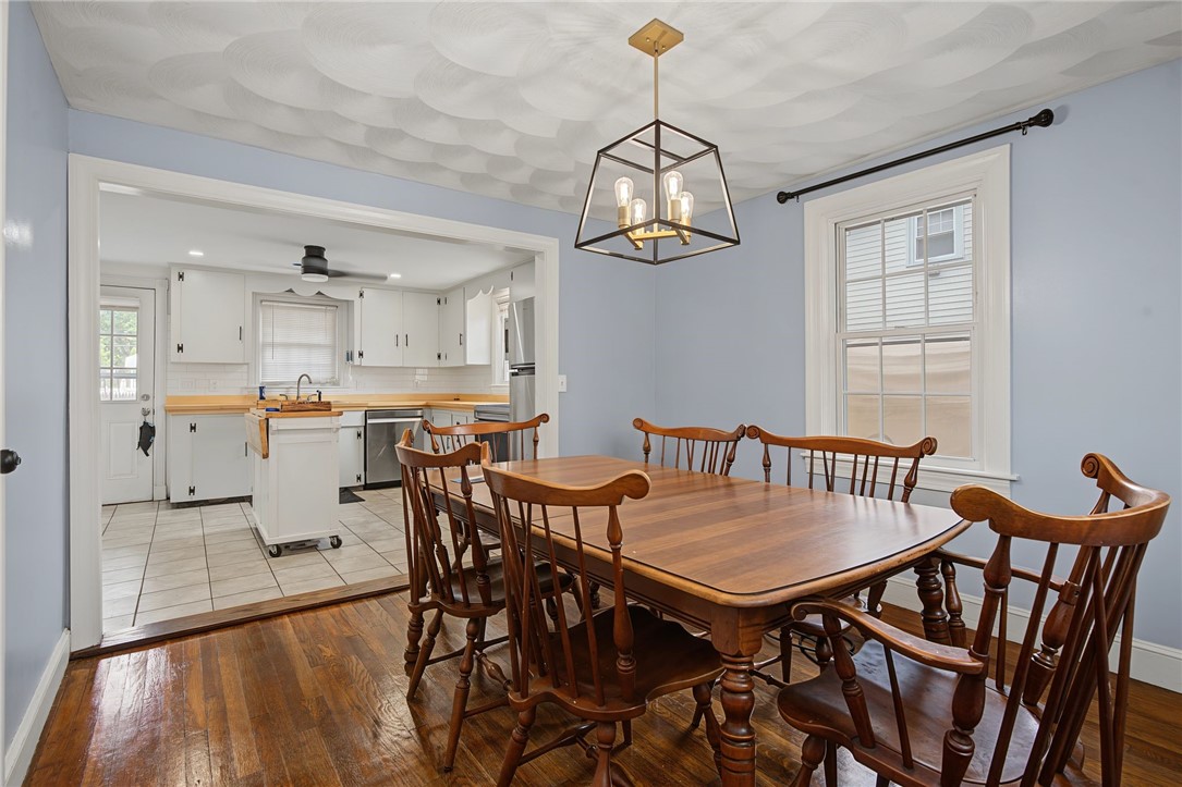 1349 West Shore Road Warwick, RI 02889 - Photo 7 of 42 Gallery Image 7