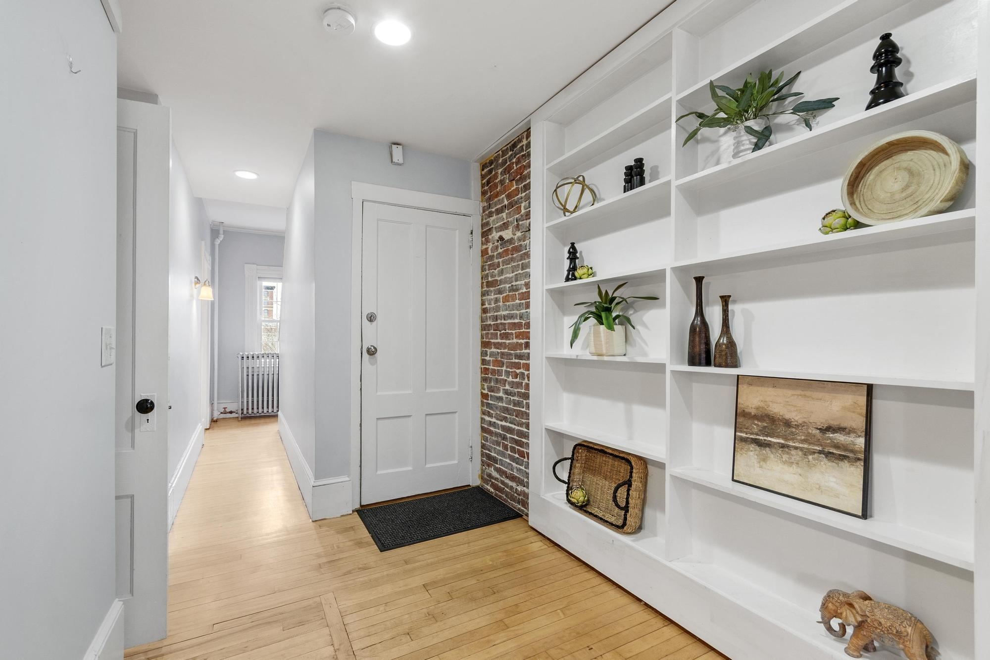 67 West Merrimack Street, Unit 2 Manchester, NH 03101 - Photo 16 of 32