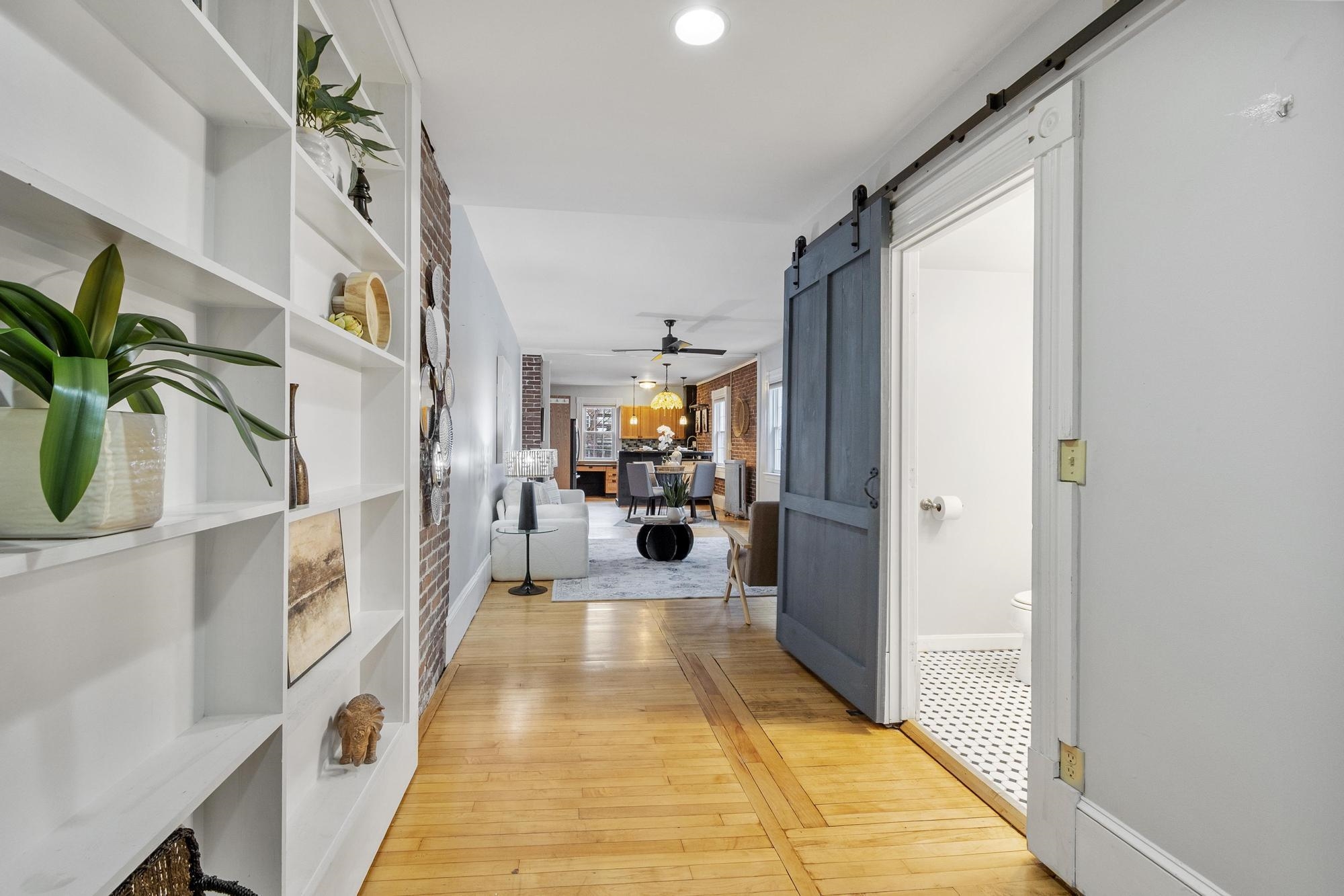 67 West Merrimack Street, Unit 2 Manchester, NH 03101 - Photo 19 of 32