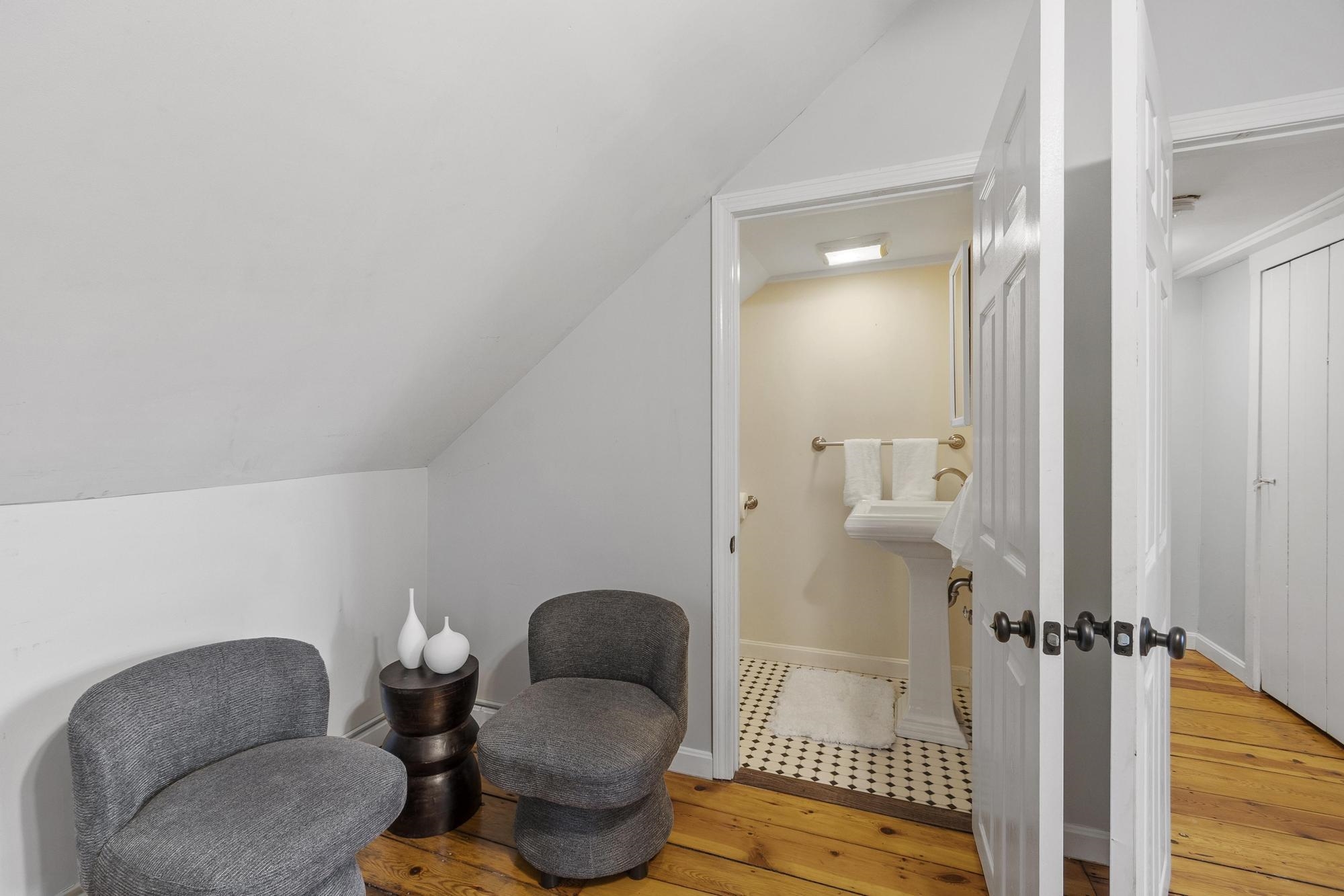 67 West Merrimack Street, Unit 2 Manchester, NH 03101 - Photo 30 of 32