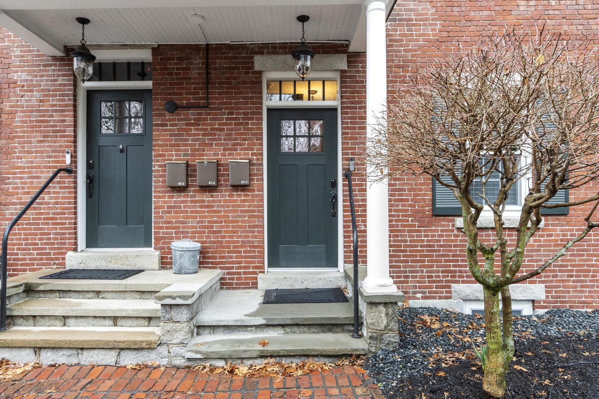 67 West Merrimack Street, Unit 2 Manchester, NH 03101 - Photo 3 of 32