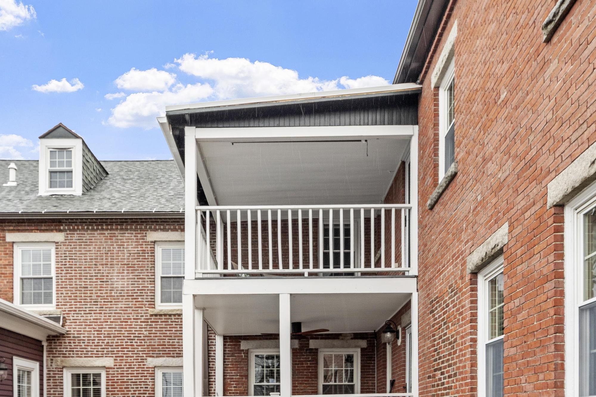 67 West Merrimack Street, Unit 2 Manchester, NH 03101 - Photo 31 of 32