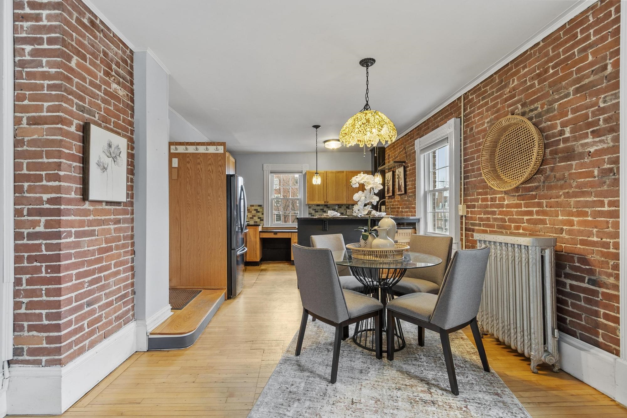 67 West Merrimack Street, Unit 2 Manchester, NH 03101 - Photo 4 of 32