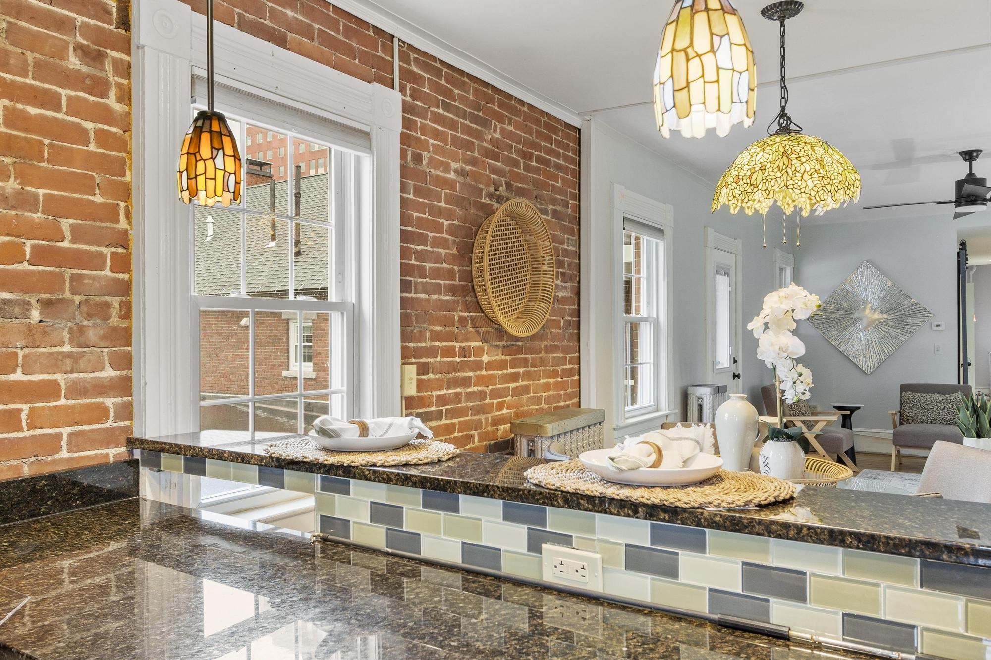 67 West Merrimack Street, Unit 2 Manchester, NH 03101 - Photo 8 of 32