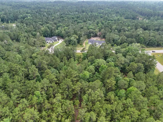 $132,500 | 106 Eagle Run Road, Willis, TX 77378