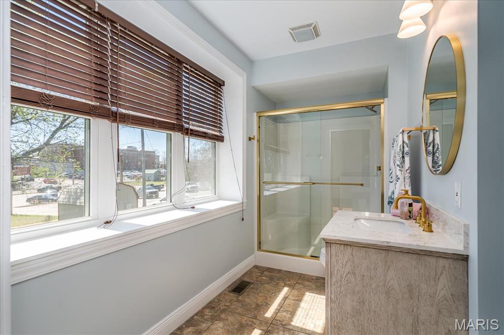 514 East State Street Union, MO 63084 - Photo 18 of 36