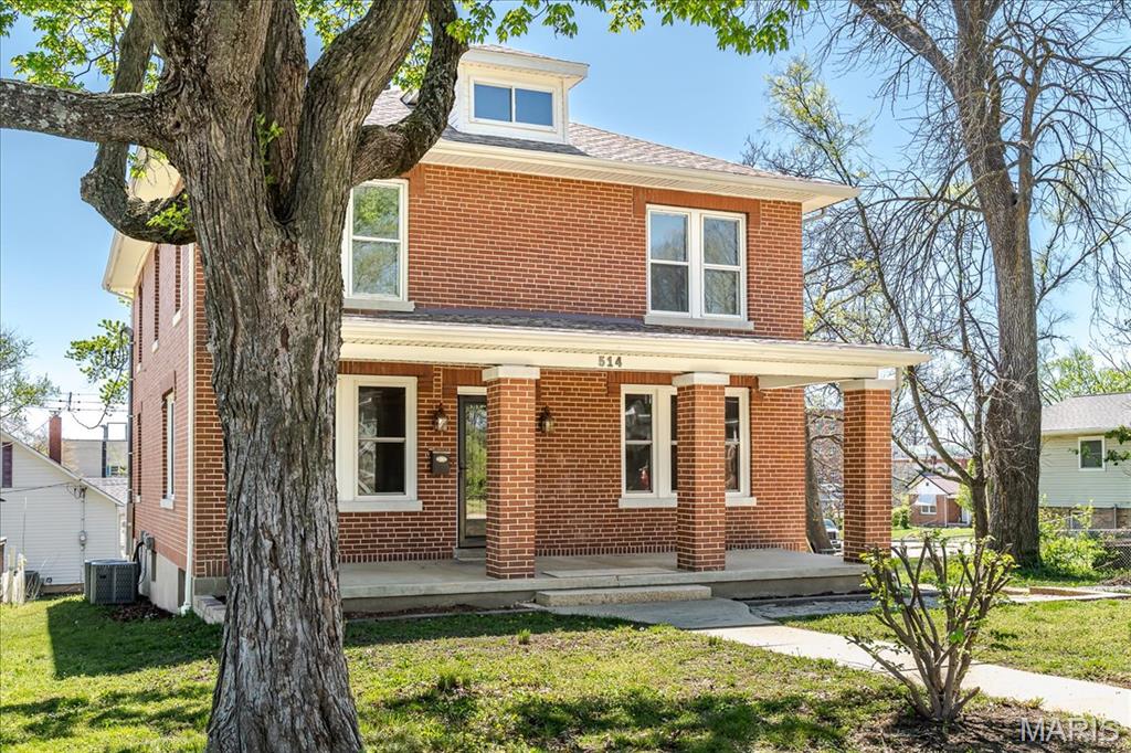 514 East State Street Union, MO 63084 - Photo 4 of 36