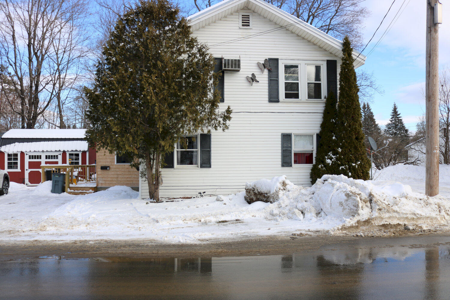 8 Preble Avenue Madison, ME 04950 - Photo 2 of 24 IMG_2727_result