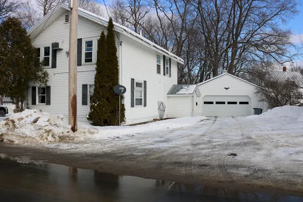 $159,900 | 8 Preble Avenue, Madison, ME 04950