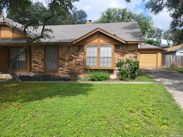 $1,250 | 7315 Gallery Ridge, San Antonio, TX 78250