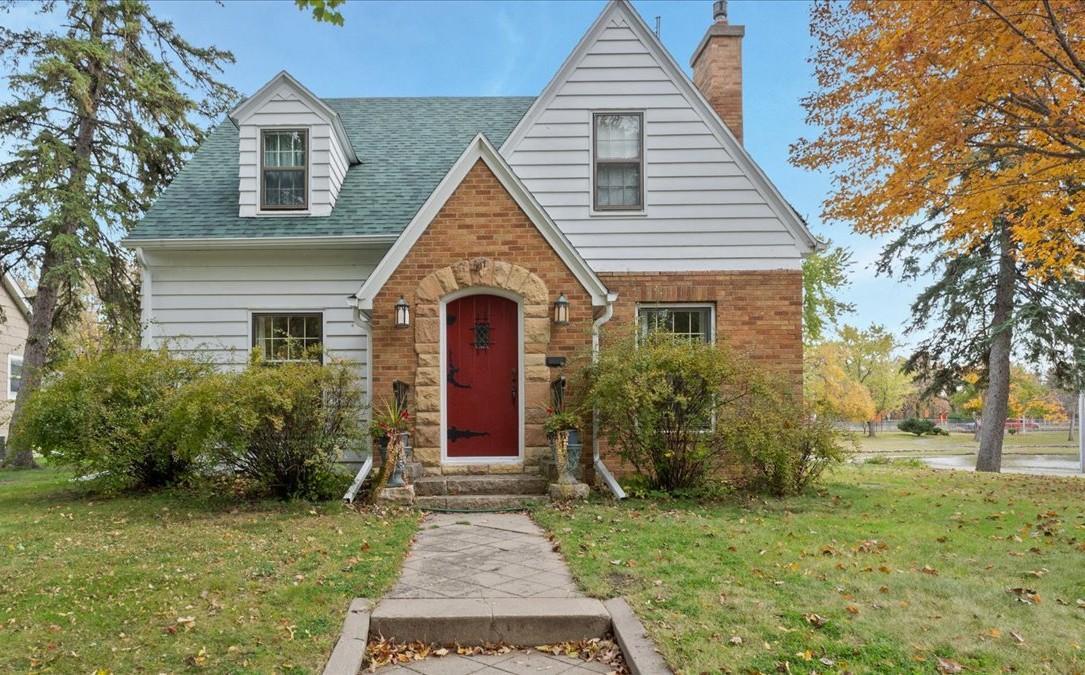 817 Maple Street Alexandria, MN 56308 - Photo 1 of 42