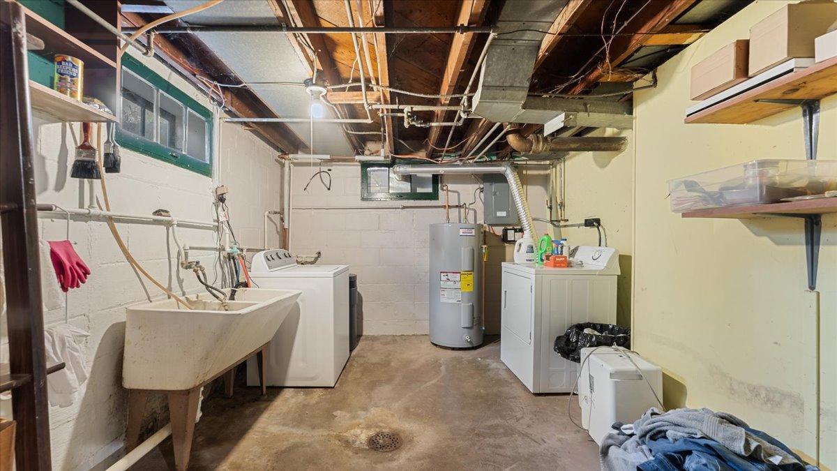 817 Maple Street Alexandria, MN 56308 - Photo 25 of 42