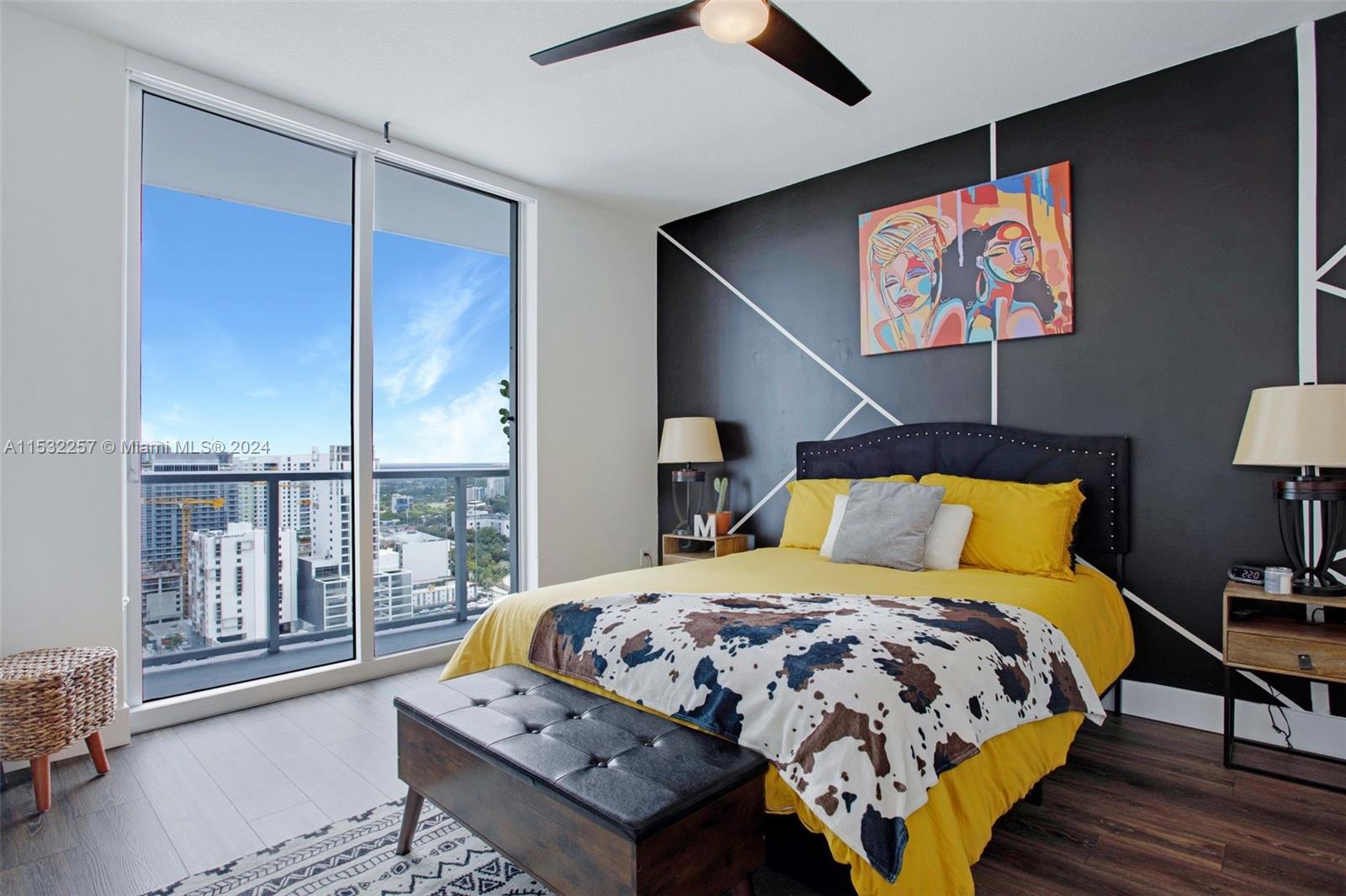 185 Southwest 7th St Unit 2514  