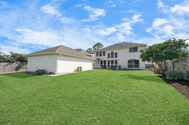 $549,500 | 3307 Lawson Drive, Pearland, TX 77584