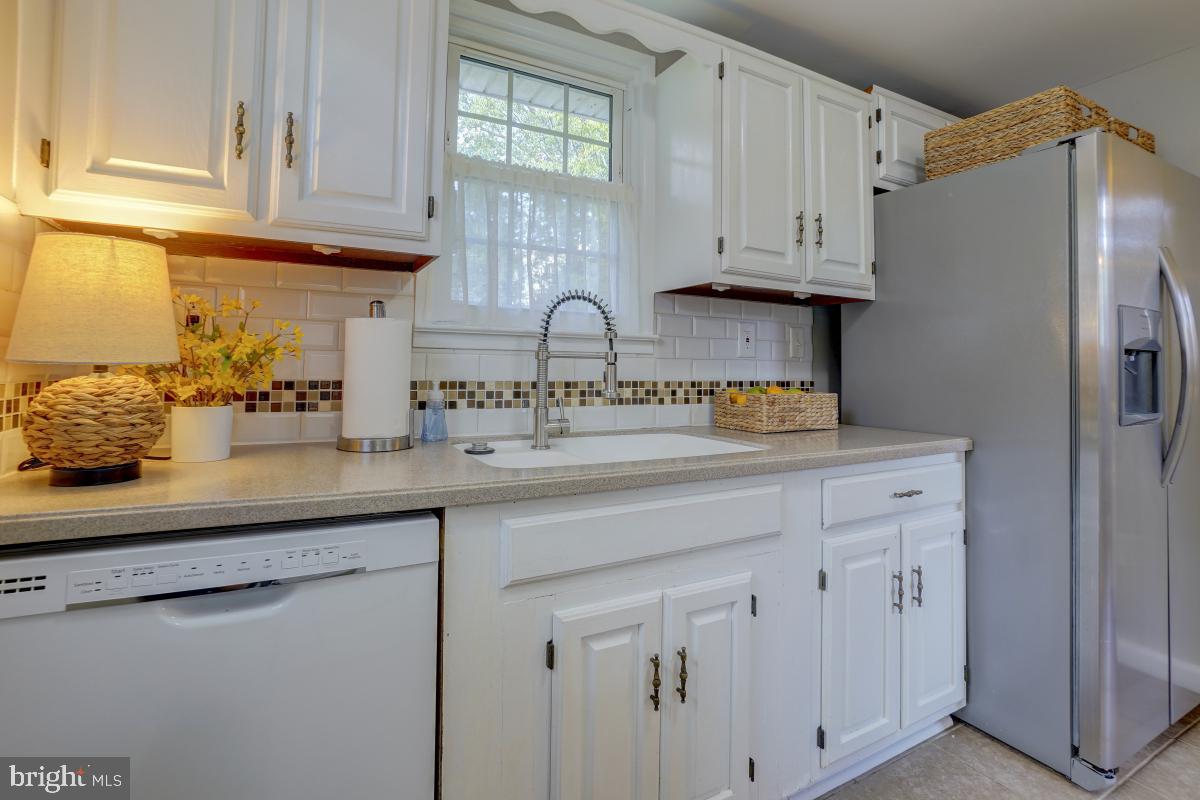 9406 Blackstone Road Manassas, VA 20110 - Photo 24 of 36 2 windows