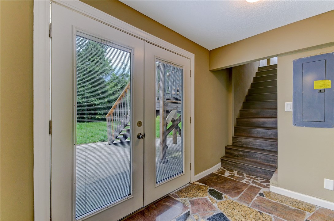 96231 Willyoung Road Yulee, FL 32097 - Photo 20 of 24 a view of an entryway