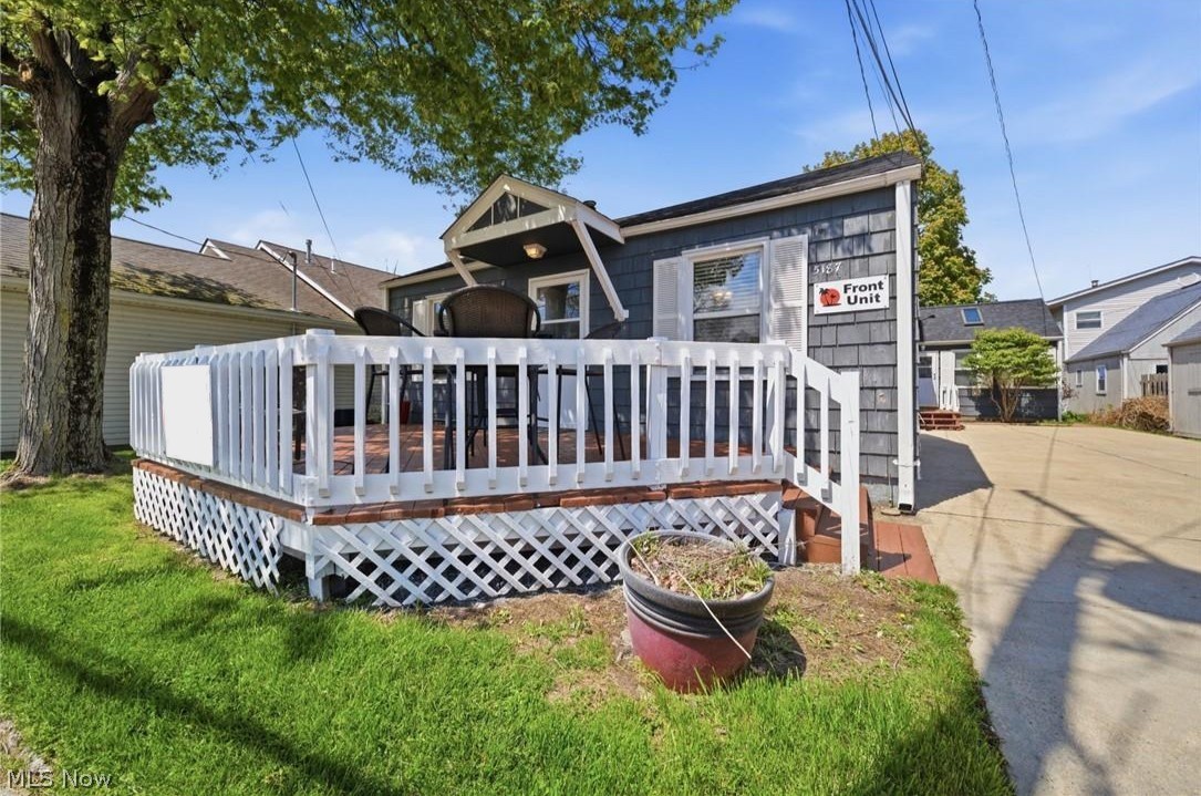 5187 Old Lake Road Geneva, OH 44041 - Photo 1 of 46