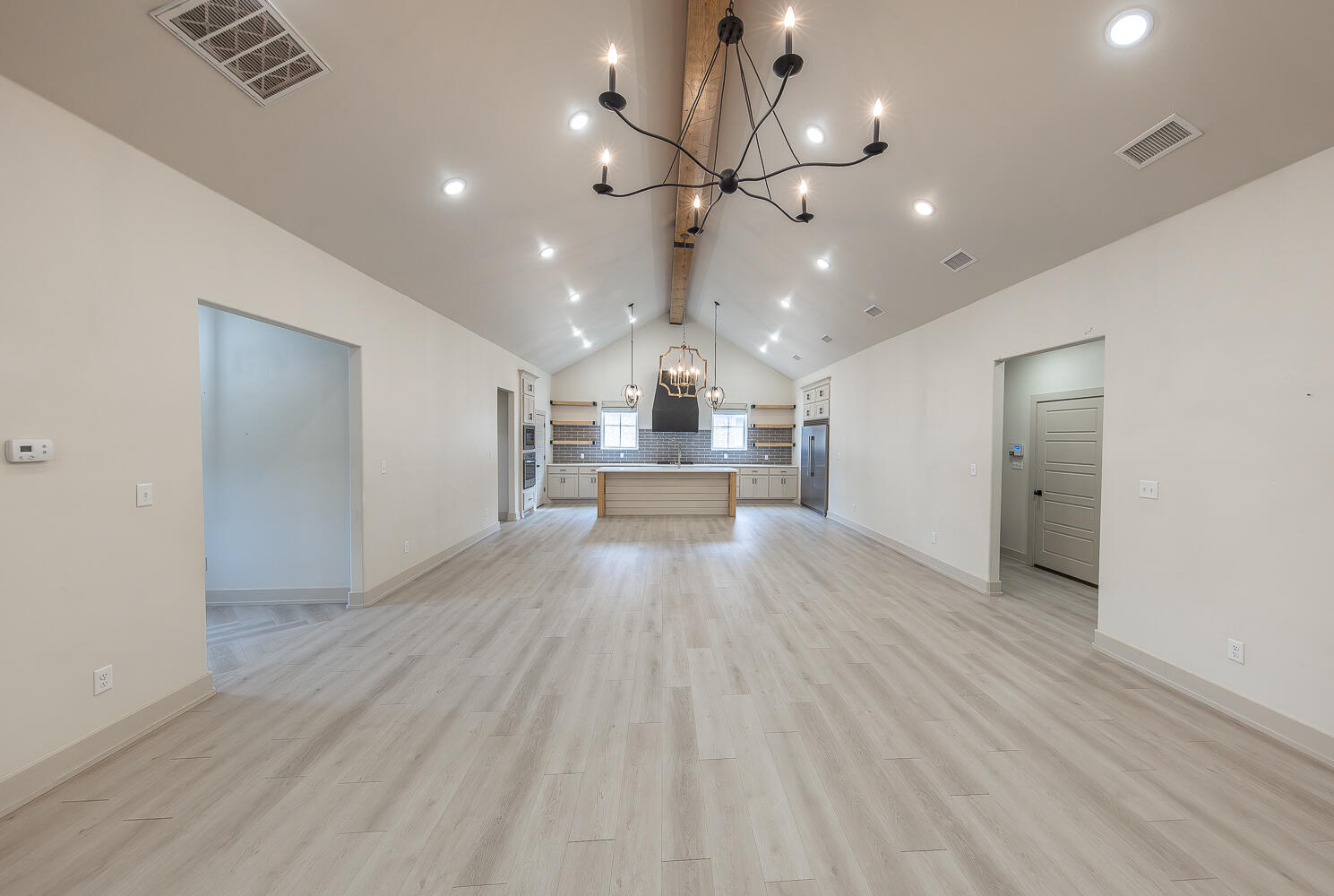 5905 112th Street Lubbock, TX 79424 - Photo 8 of 33 2L9A0975