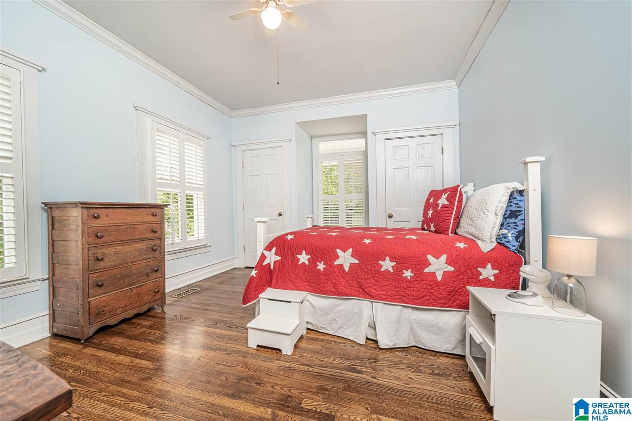 1608 Oxmoor Road Birmingham, AL 35209 - Photo 18 of 38