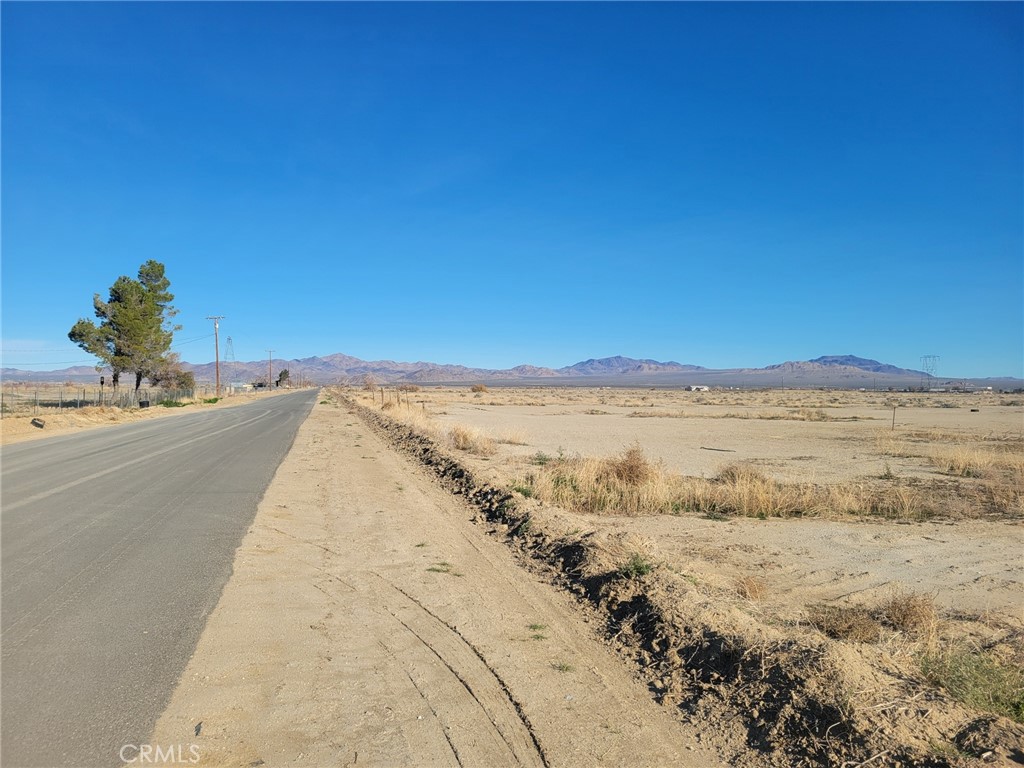 0 Locust Road Lucerne Valley, CA 92356 - Photo 3 of 16
