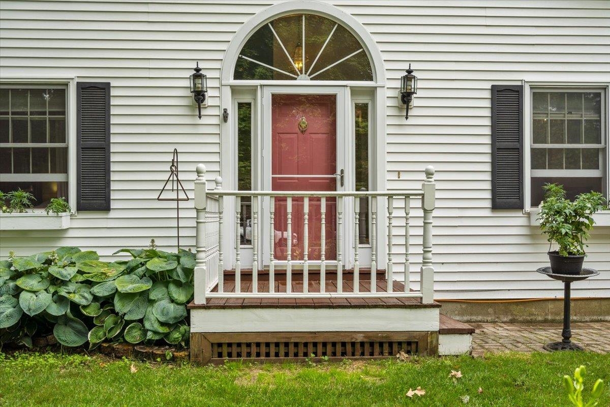 42 Deer Run Milton, VT 05468 - Photo 5 of 52