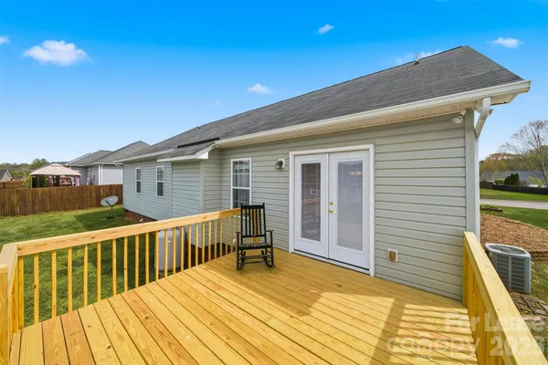 $2,300 | 1835 Terrain Drive Northwest, Conover, NC 28613