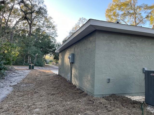 4366 Southeast 138th Street Summerfield, FL 34491 - Photo 22 of 23 a view of a garage