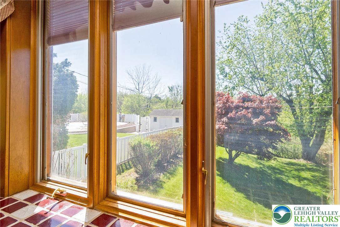 3336 Barklay Road Whitehall, PA 18052 - Photo 12 of 28 Gallery Image 12