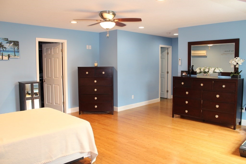 483 Forest Hills Road Springfield, MA 01128 - Photo 8 of 37 Gallery Image 8