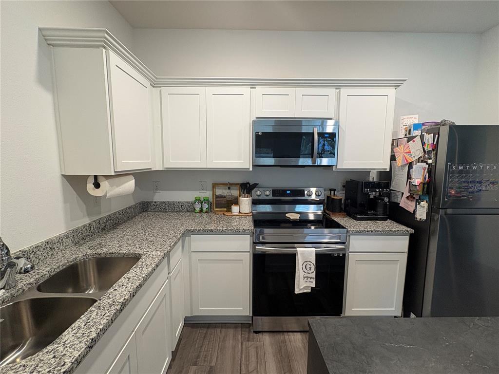6175 Daerr Rdg Street Zephyrhills, FL 33542 - Photo 6 of 21 Gallery Image 6