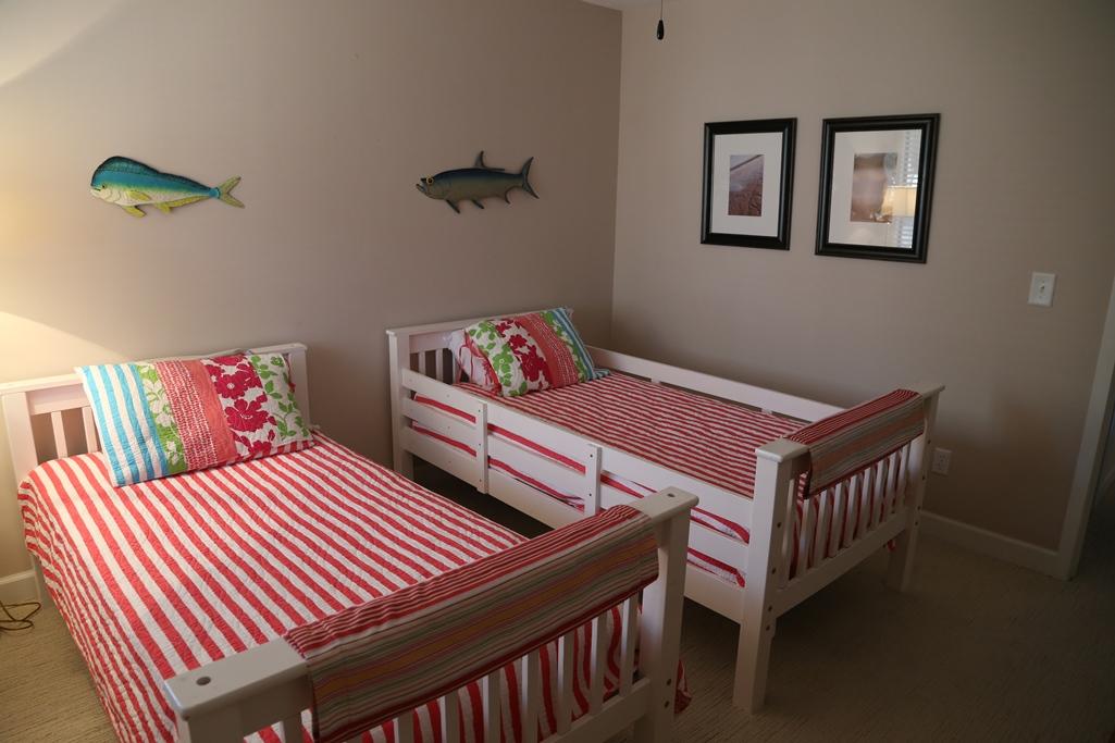 828 Club Cottage Road Edisto Beach, SC 29438 - Photo 10 of 19 BR 2